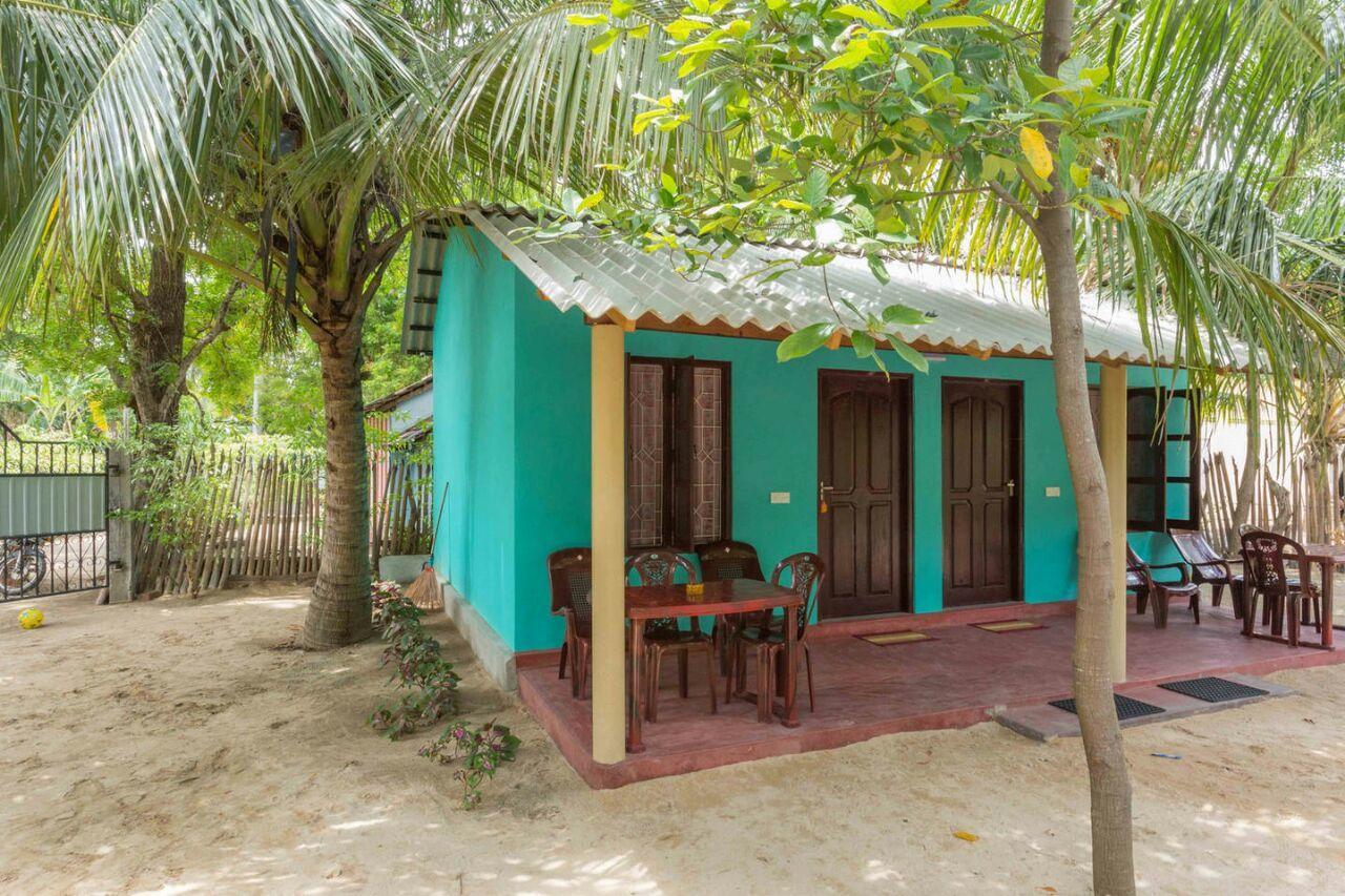 Theepan'S Home نيلافيلي المظهر الخارجي الصورة