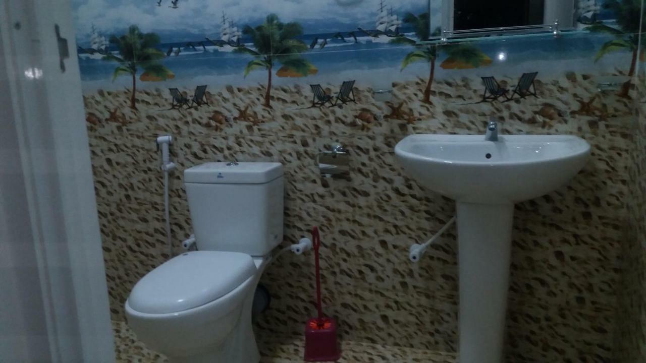 Theepan'S Home نيلافيلي المظهر الخارجي الصورة
