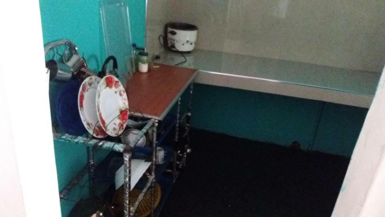 Theepan'S Home نيلافيلي المظهر الخارجي الصورة